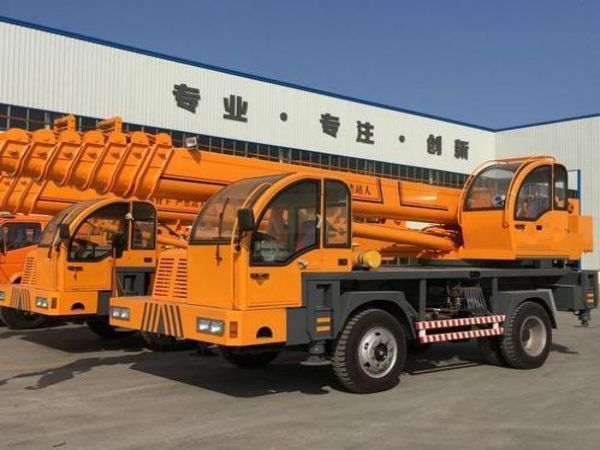 平度市吊车租赁电话_吊车的安全装置